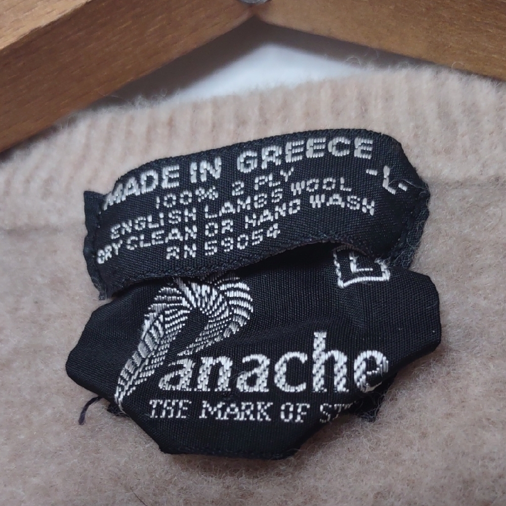 Panache Cozy Beige V-Neck Sweater Childrens Large 2 Ply Lambs Wool - Picture 2 of 8